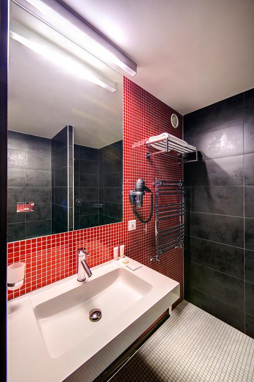 Hotel Restaurant Darwin Prague Phòng bức ảnh
